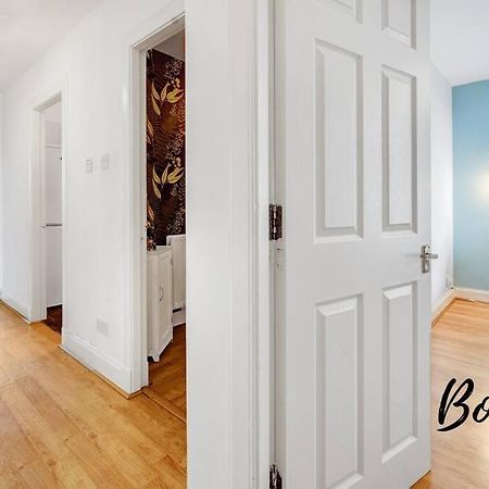 Monge Suite Old Town 2Br-1Ba, Near Royal Mile By Bonjour Residences Единбург Екстериор снимка