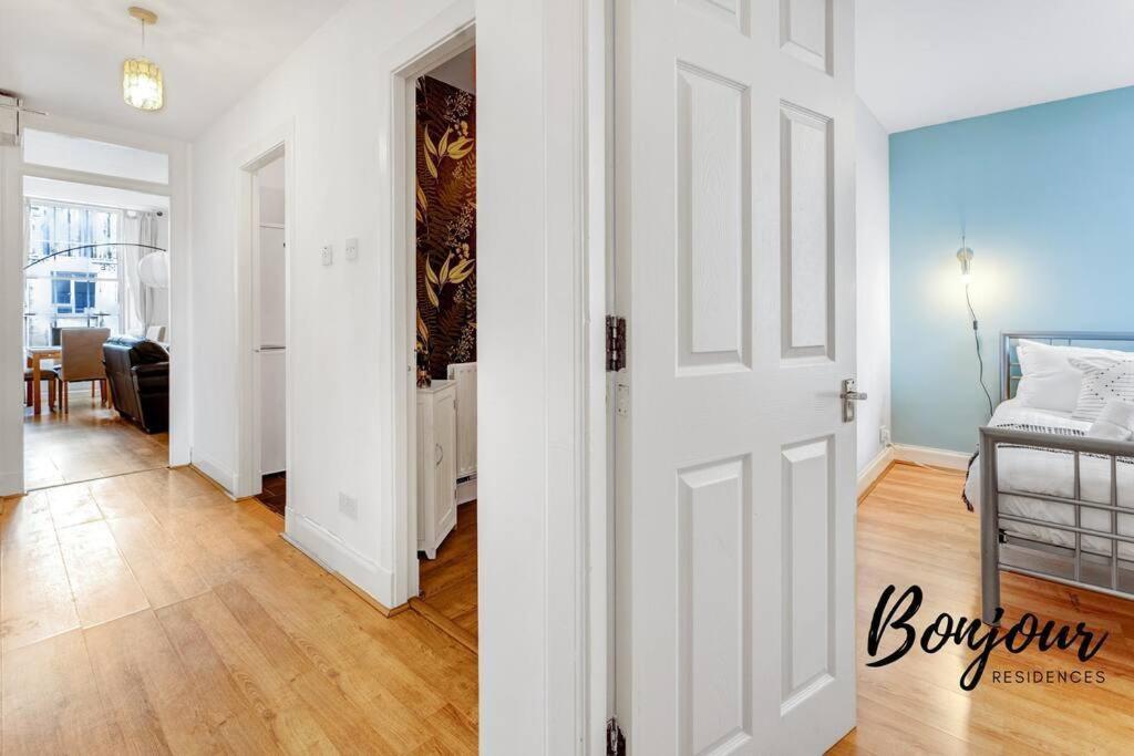 Monge Suite Old Town 2Br-1Ba, Near Royal Mile By Bonjour Residences Единбург Екстериор снимка