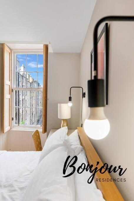 Monge Suite Old Town 2Br-1Ba, Near Royal Mile By Bonjour Residences Единбург Екстериор снимка